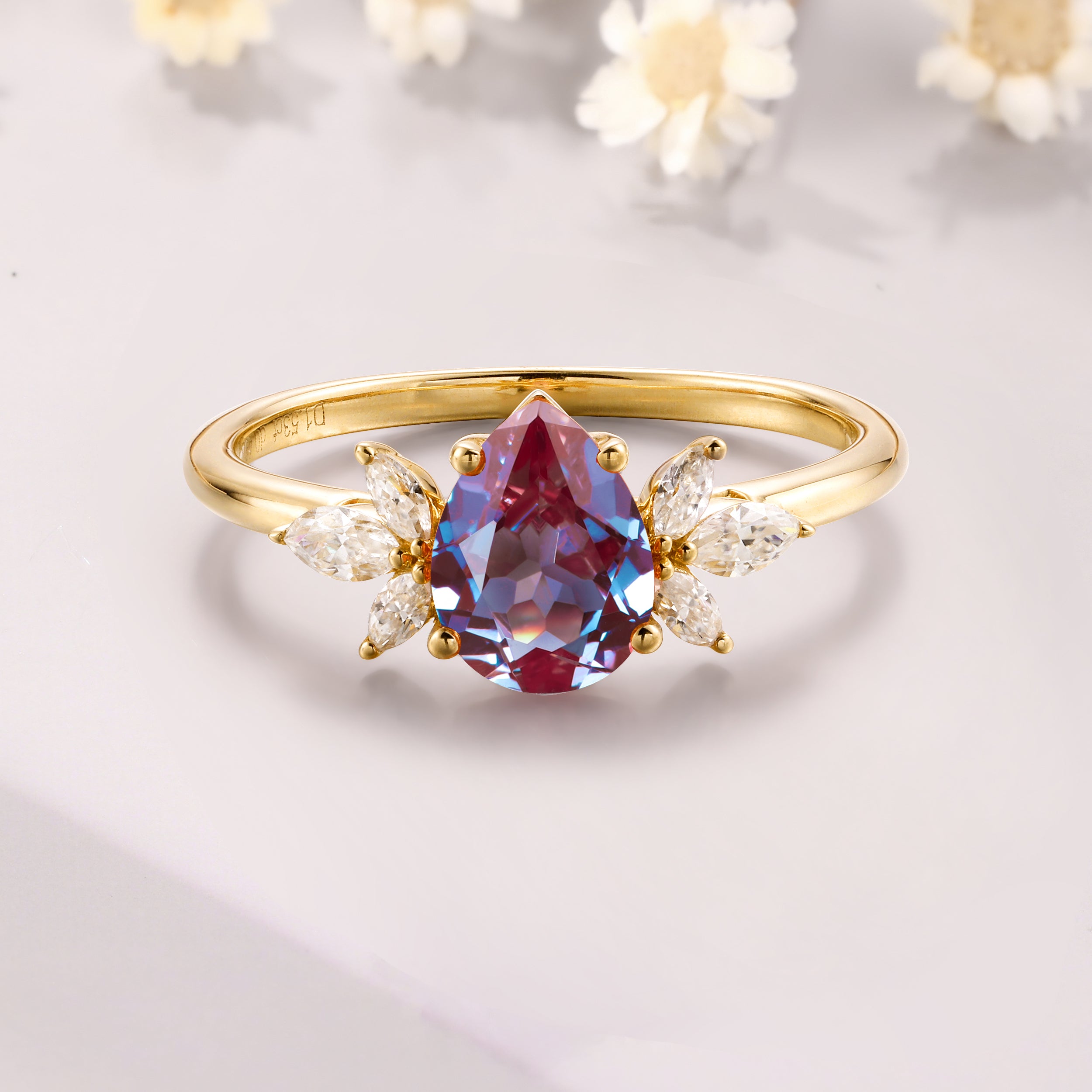 Vintage Pear Shaped Alexandrite 14K Yellow Gold Engagement Color Chang