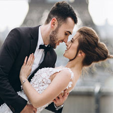 Wedding Anniversary Gifts by Year: Finding Timeless Treasures for Every Milestone