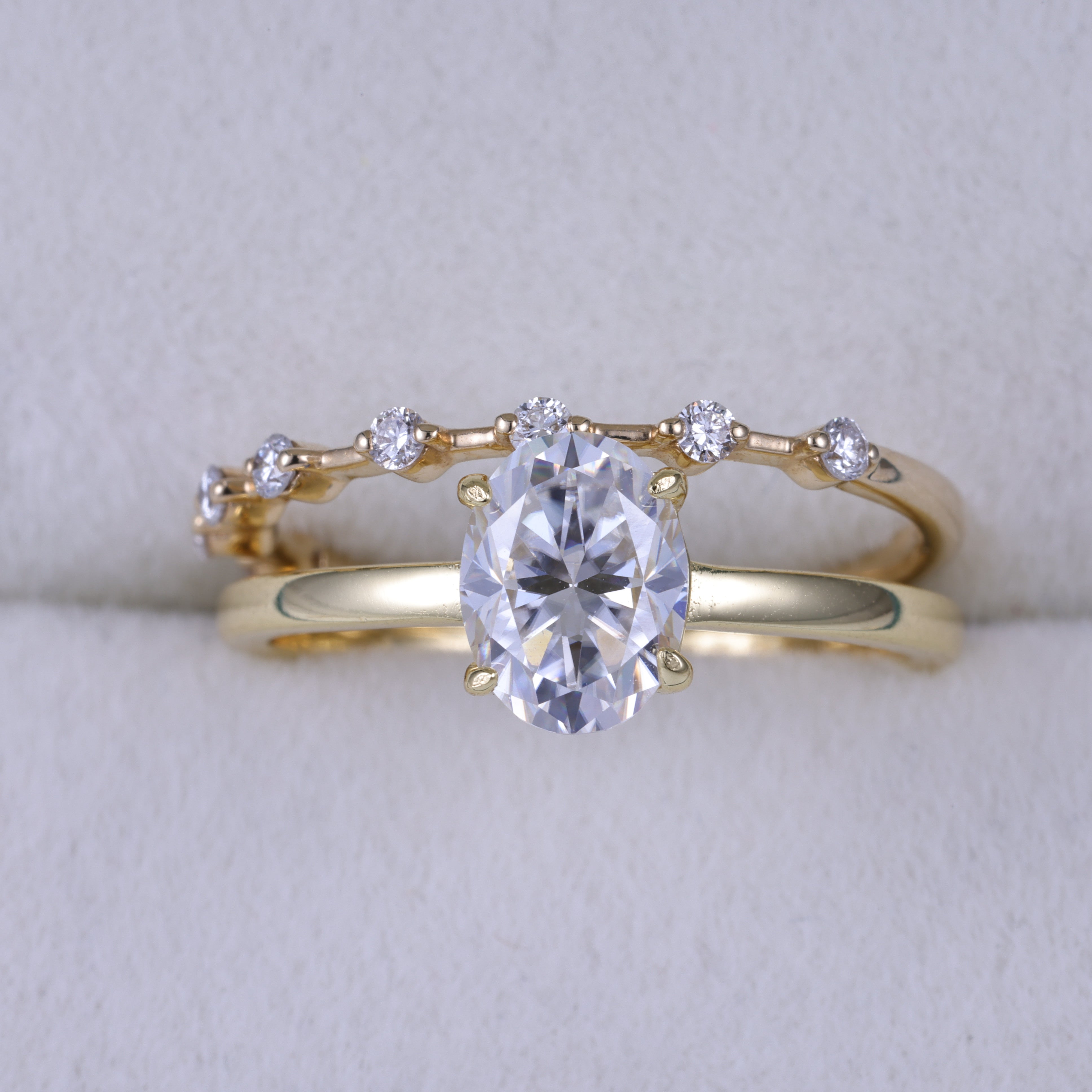 Oval Cut Moissanite Wedding Ring  Set With Straight Band