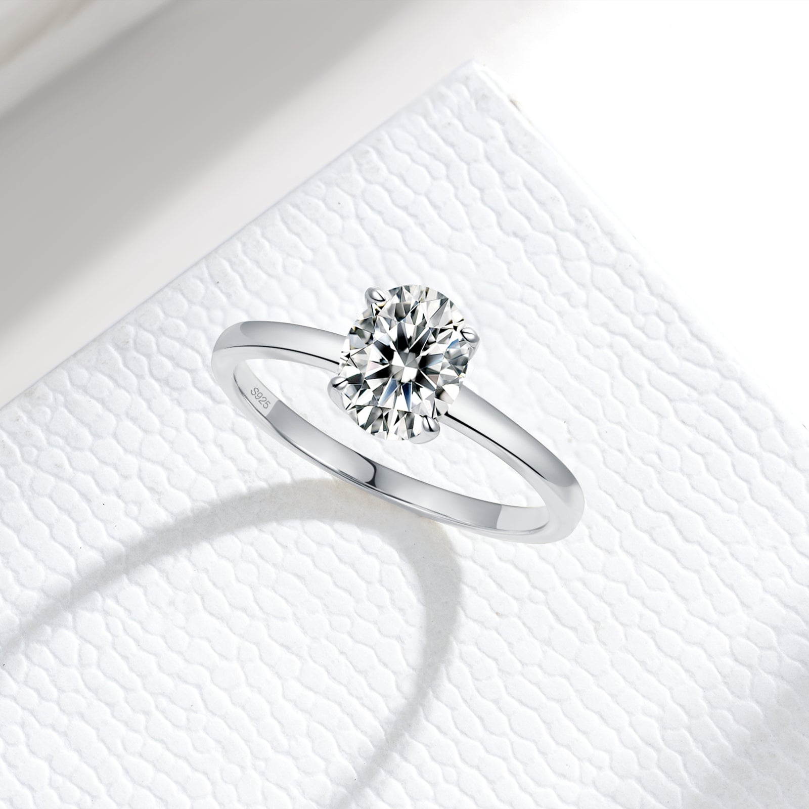 1.5Carat Oval Cut  Mossanite Engagement Ring Diamond Solitare